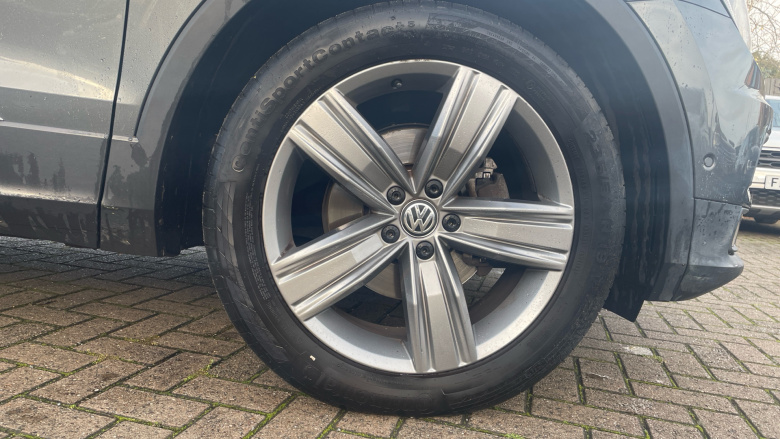 Volkswagen Tiguan 1.5 TSi EVO 150 Match 5dr DSG Petrol Estate